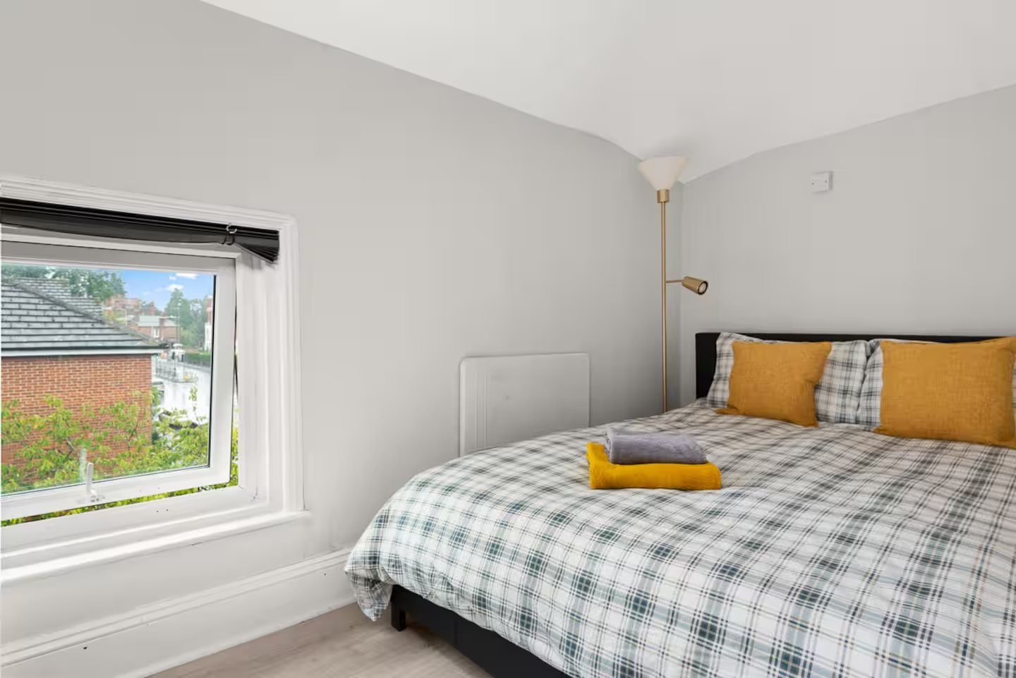 Bright bedroom in the Reading apartment