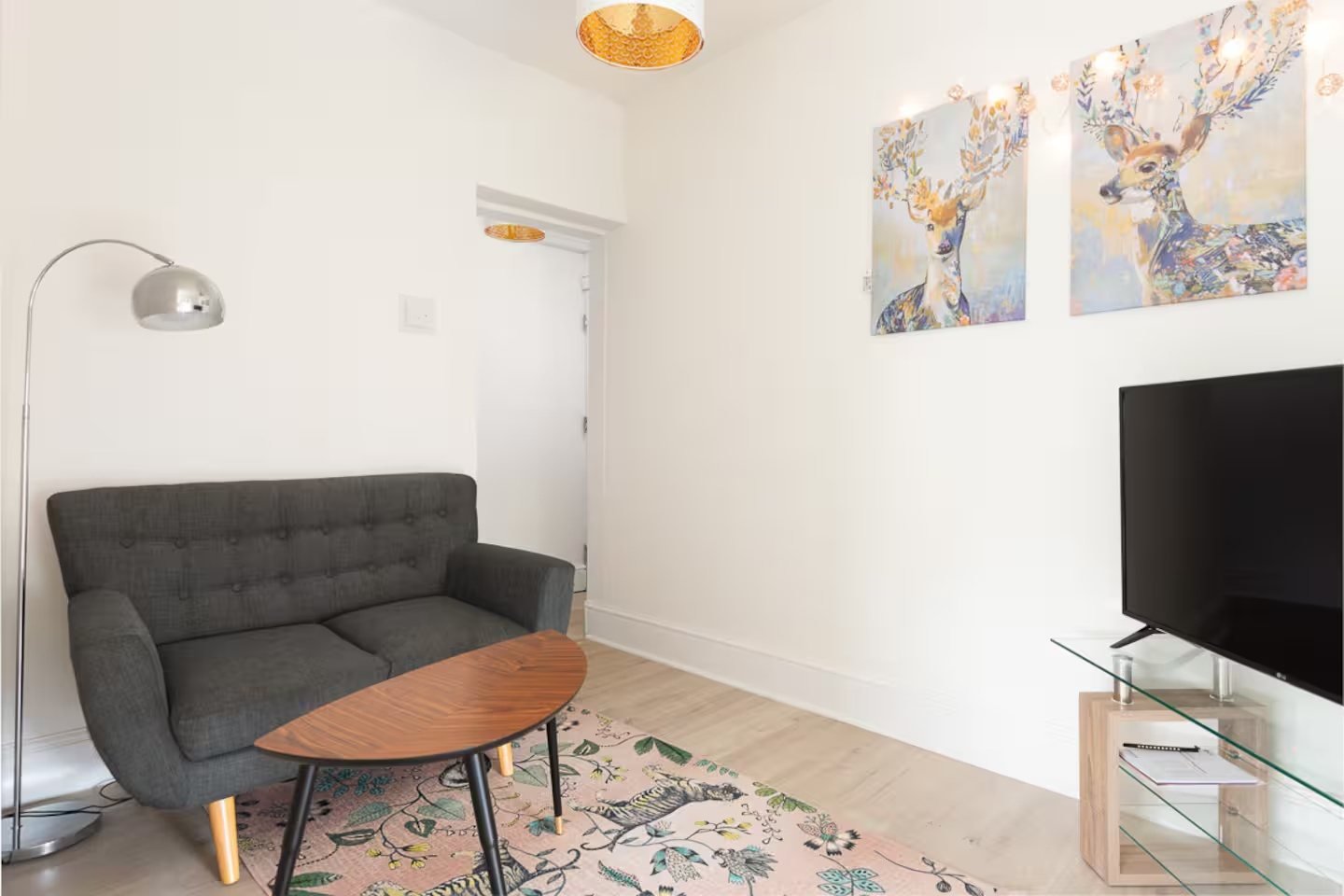 Living room in the Reading apartment